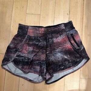 Lululemon short sz 10